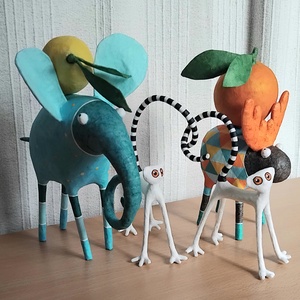 Színes vidám dekorációk - kellékek & szerszámok - dekorációs kellékek - figurák - Meska.hu