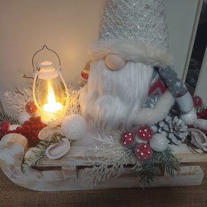 Manó szánkón - Meska.hu