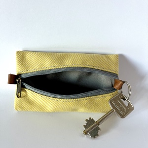 Sárga kulcstartó, Táska & Tok, Kulcstartó & Táskadísz, Kulcstartó, Varrás, MESKA