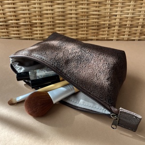 Barna, fényes sminkes neszesszer táska - táska & tok - neszesszer - Meska.hu