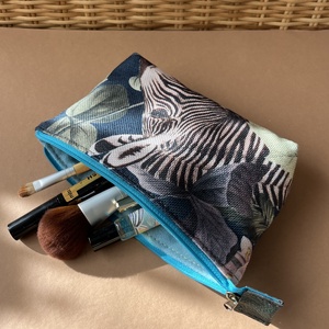 Zebrás sminkes neszesszer táska - táska & tok - neszesszer - Meska.hu