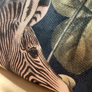 Zebrás sminkes neszesszer táska - táska & tok - neszesszer - Meska.hu