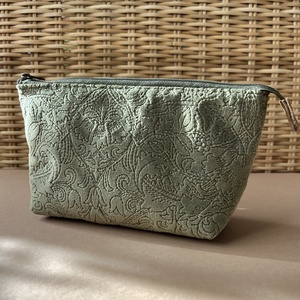 Zöld hímzett sminkes neszesszer táska, Táska & Tok, Neszesszer, Varrás, MESKA