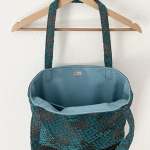 Bőr aljú türkiz pöttyös tote bag - táska & tok - kulcstartó & táskadísz - kulcstartó - Meska.hu