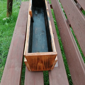 Fa virágláda egyszerű díszítéssel - otthon & életmód - ház & kert - növény & veteményes - Meska.hu