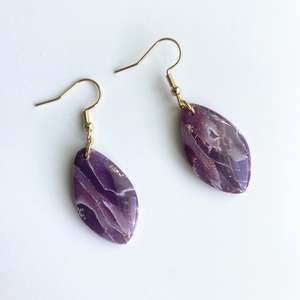 Deep Purple Marble Leaves, Ékszer, Fülbevaló, Lógó fülbevaló, Gyurma, MESKA