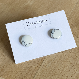 White Marble pötty fülbevaló, Ékszer, Fülbevaló, Pötty fülbevaló, Gyurma, MESKA