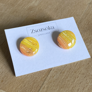 Yellow and Orange Marble pötty fülbevaló - Meska.hu