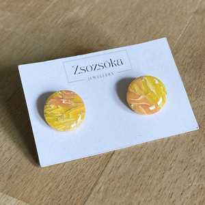 Yellow and Orange Nagy pötty fülbevaló, Ékszer, Fülbevaló, Pötty fülbevaló, Gyurma, MESKA
