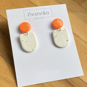 Neon and white spotted Geometric, Ékszer, Fülbevaló, Lógó fülbevaló, Gyurma, MESKA