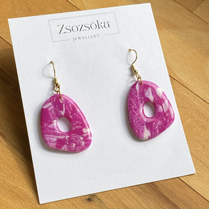 Fuchsia Marble Amoebae, Ékszer, Fülbevaló, Lógó fülbevaló, Gyurma, MESKA