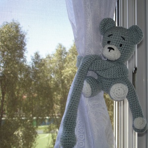 Függöny összekötő - függönyfogó horgolt játékfigura maci szürke - otthon & életmód - lakástextil - függöny és kiegészítő - Meska.hu