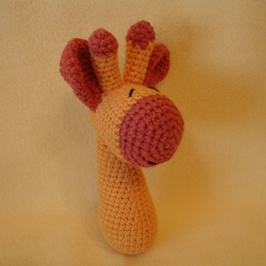 Zsiráf csörgő  amigurumi figura - Meska.hu
