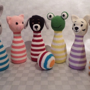 Állat figurás bowling bábuk labdával ügyességi babajáték  amigurumi figurákkal - játék & sport - készségfejlesztő és logikai játék - oktató játékok - Meska.hu