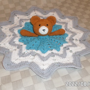 Szundikendő, babarongyi maci amigurumi figurával vendeg517467 vásárlónak - játék & sport - 3 éves kor alattiaknak - alvóka & rongyi - Meska.hu