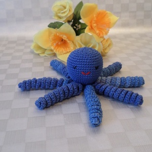 Babajáték polip amigurumi figura rózsaszín -kék - játék & sport - plüssállat & játékfigura - polip - Meska.hu