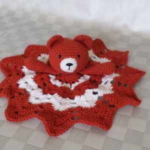 Szundikendő, babarongyi maci amigurumi figurával - játék & sport - 3 éves kor alattiaknak - alvóka & rongyi - Meska.hu