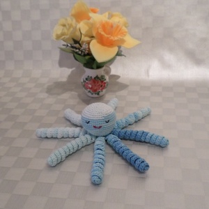 Babajáték polip amigurumi figura színes, Játék & Sport, Plüssállat & Játékfigura, Polip, Horgolás, MESKA