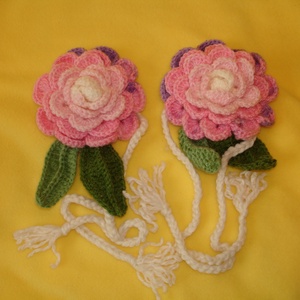 Függönyfogó horgolt rózsa -függöny összekötő - otthon & életmód - lakástextil - függöny és kiegészítő - függöny elkötő - Meska.hu