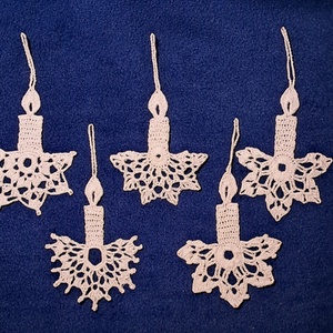 Karácsonyi  gyertya  horgolt fenyő dísz 5 db / garnitúra - karácsony - karácsonyi lakásdekoráció - karácsonyfadíszek - Meska.hu