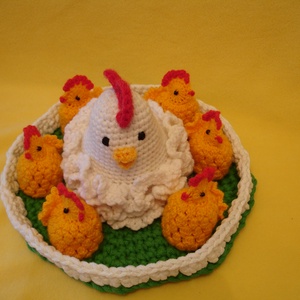 Húsvét asztali dísz tyúk, csibe,  kosárban rendelhető - otthon & életmód - dekoráció - asztal és polc dekoráció - asztaldísz - Meska.hu