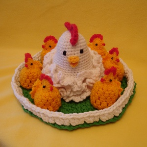 Húsvét asztali dísz tyúk, csibe,  kosárban rendelhető - otthon & életmód - dekoráció - asztal és polc dekoráció - asztaldísz - Meska.hu