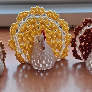 Húsvét horgolt tyúk 3 db , Ünnepi díszek, dekorációk, Húsvéti díszek és dekorációk, Húsvéti asztaldíszek, Horgolás, MESKA