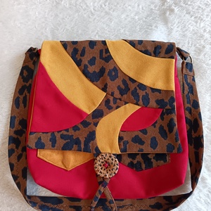 Leopárdszín, Táska & Tok, Kézitáska & válltáska, Válltáska, Varrás, Újrahasznosított alapanyagból készült termékek, MESKA