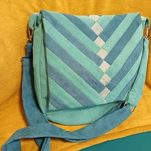 Türkiz varázs (vállon átvethető táska) - táska & tok - kézitáska & válltáska - vállon átvethető táska - Meska.hu