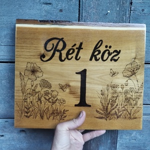 Házszámtábla egyedi, kézzel rajzolt virág grafikával  - otthon & életmód - ház & kert - házszám - Meska.hu