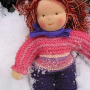 Waldorf-fejű kötött baba - Meska.hu