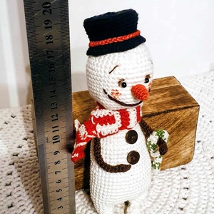 Hóember horgolva - karácsony - karácsonyi lakásdekoráció - karácsonyi manók, figurák - Meska.hu