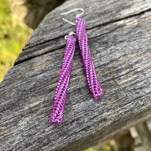 Zsuwel Magenta SPIRÁL (mini)fülbevaló - ékszer - fülbevaló - lógó fülbevaló - Meska.hu