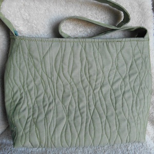 Tavaszi válltáska / zöld táska / cérnarajzos zöld táska - táska & tok - kézitáska & válltáska - válltáska - Meska.hu