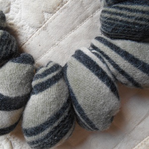 Kavicsos nyaklánc/ Textilnyaklánc /textli nyakék - ékszer - nyaklánc - medálos nyaklánc - Meska.hu