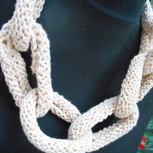 Nyaklánc /kötött nyaklánc / kötött  láncszemek nyaklánc /törtefehér nyaklánc /nyakék - ékszer - nyaklánc - medál nélküli nyaklánc - Meska.hu
