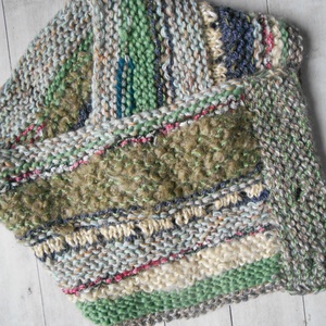 Gombolható kötött sál/ Különleges kötésű sál/ Swig sál/Sálkülönlegesség - ruha & divat - sál, sapka, kendő - sál - Meska.hu