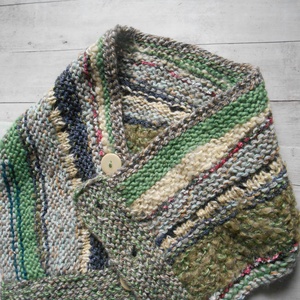 Gombolható kötött sál/ Különleges kötésű sál/ Swig sál/Sálkülönlegesség - Meska.hu