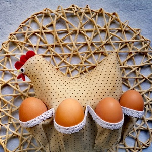 Húsvéti tojástartós tyúkocska, Otthon & Lakás, Dekoráció, Asztal és polc dekoráció, Asztaldísz, Varrás, MESKA