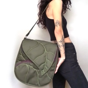 Nagyméretű válltáska - táska & tok - kézitáska & válltáska - vállon átvethető táska - Meska.hu