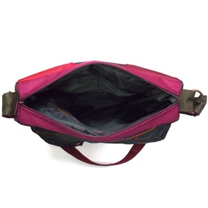 Nagyméretű válltáska - táska & tok - kézitáska & válltáska - vállon átvethető táska - Meska.hu