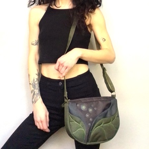 Kisméretű válltáska - táska & tok - kézitáska & válltáska - válltáska - Meska.hu