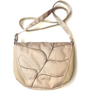 Kisméretű válltáska - táska & tok - kézitáska & válltáska - válltáska - Meska.hu