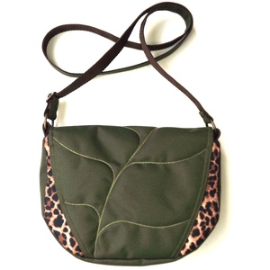 Kisméretű válltáska - táska & tok - kézitáska & válltáska - válltáska - Meska.hu