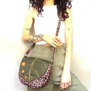 Kisméretű válltáska - táska & tok - kézitáska & válltáska - válltáska - Meska.hu