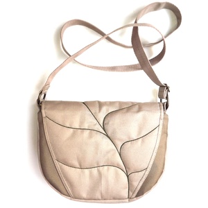 Kisméretű válltáska - táska & tok - kézitáska & válltáska - vállon átvethető táska - Meska.hu