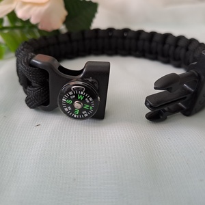 Paracord karkötő, túlélő karkötő - ékszer - karkötő - fonott karkötő - Meska.hu