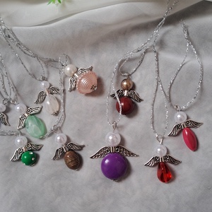 Vegyes angyalka - karácsony- ünnep - meglepetés, Otthon & Életmód, Dekoráció, Fali és függő dekoráció, Függődísz, Gyöngyfűzés, gyöngyhímzés, MESKA