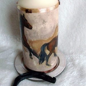 Lovas gyertya tállal -  - Meska.hu