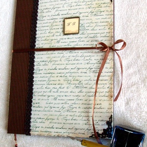 EMLÉKKÖNYV - A klasszikus - A/4-es méretben -  - Meska.hu